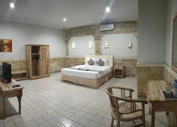 Hana 2* Kuta (Bali)